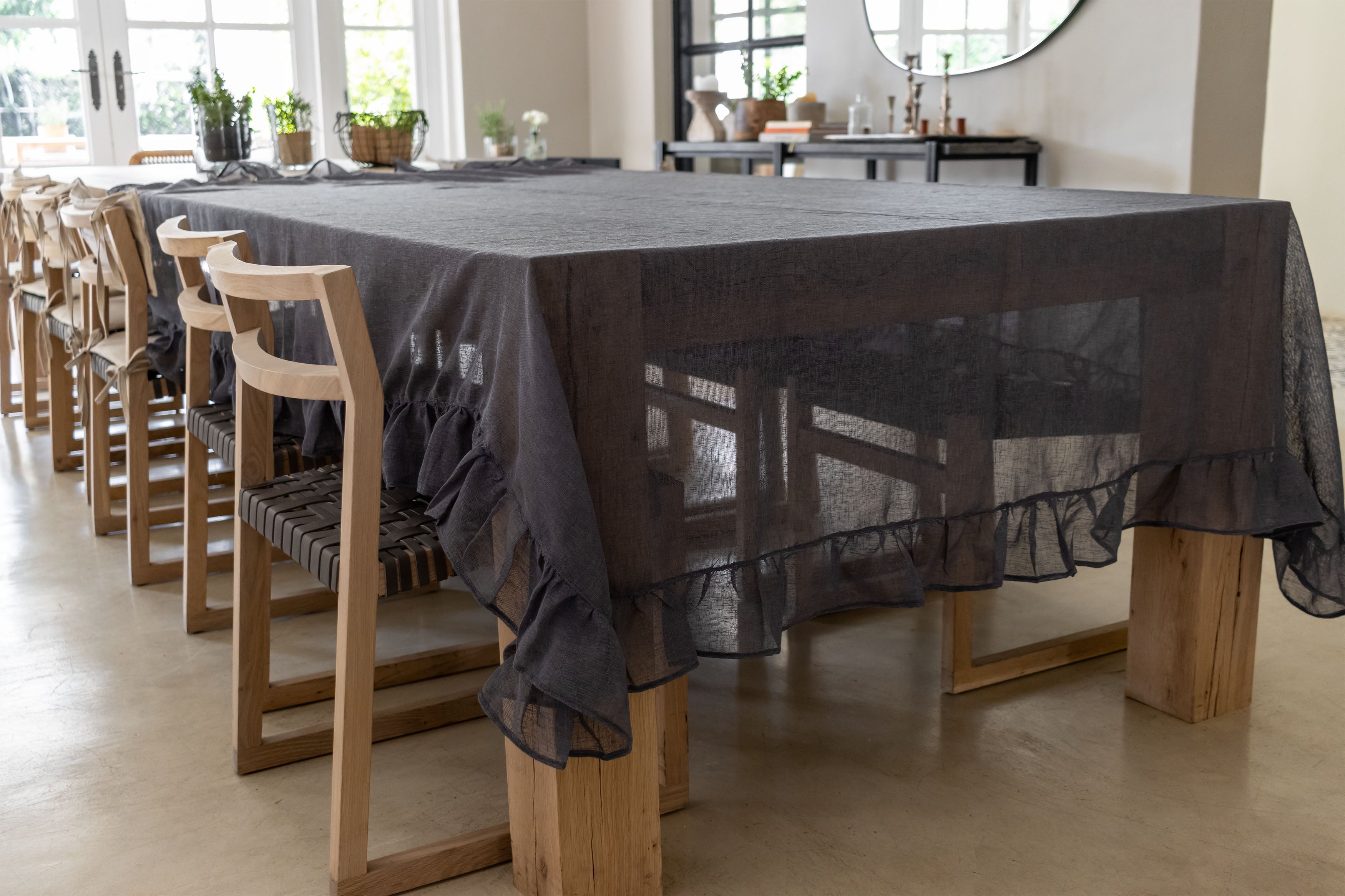 Linen frill tablecloth