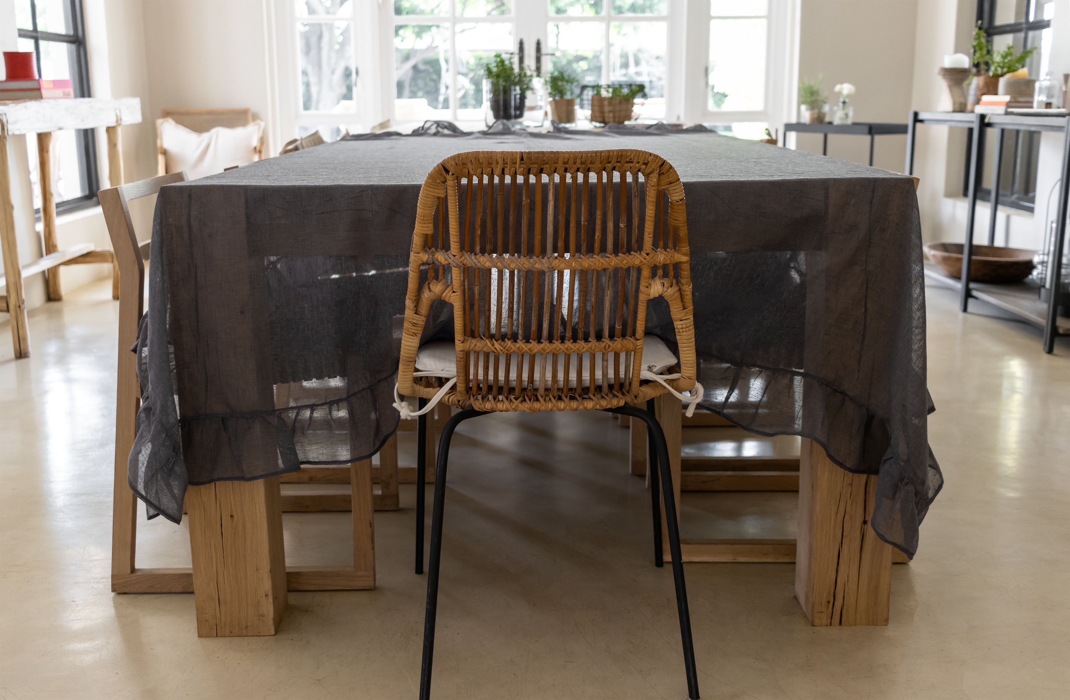 Linen frill tablecloth