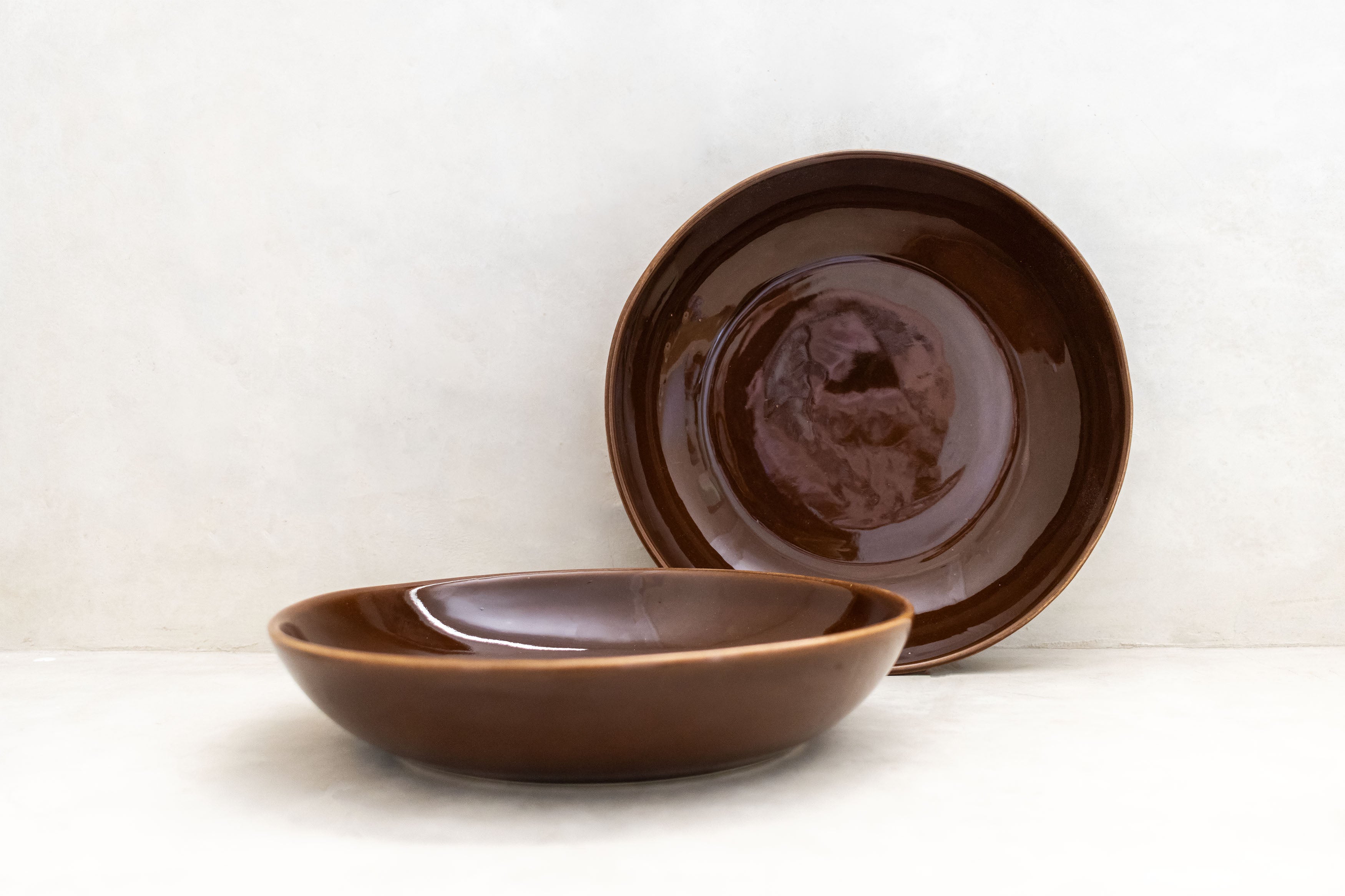 Cafe stone salad bowl