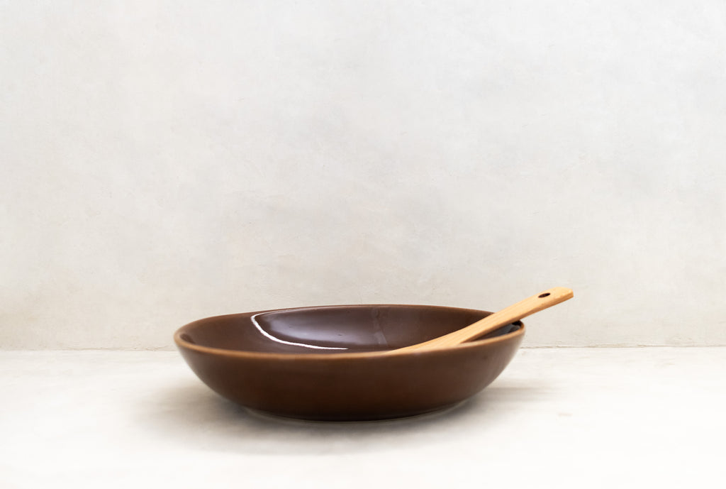 Cafe stone salad bowl