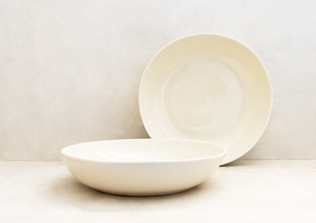 Cafe stone salad bowl
