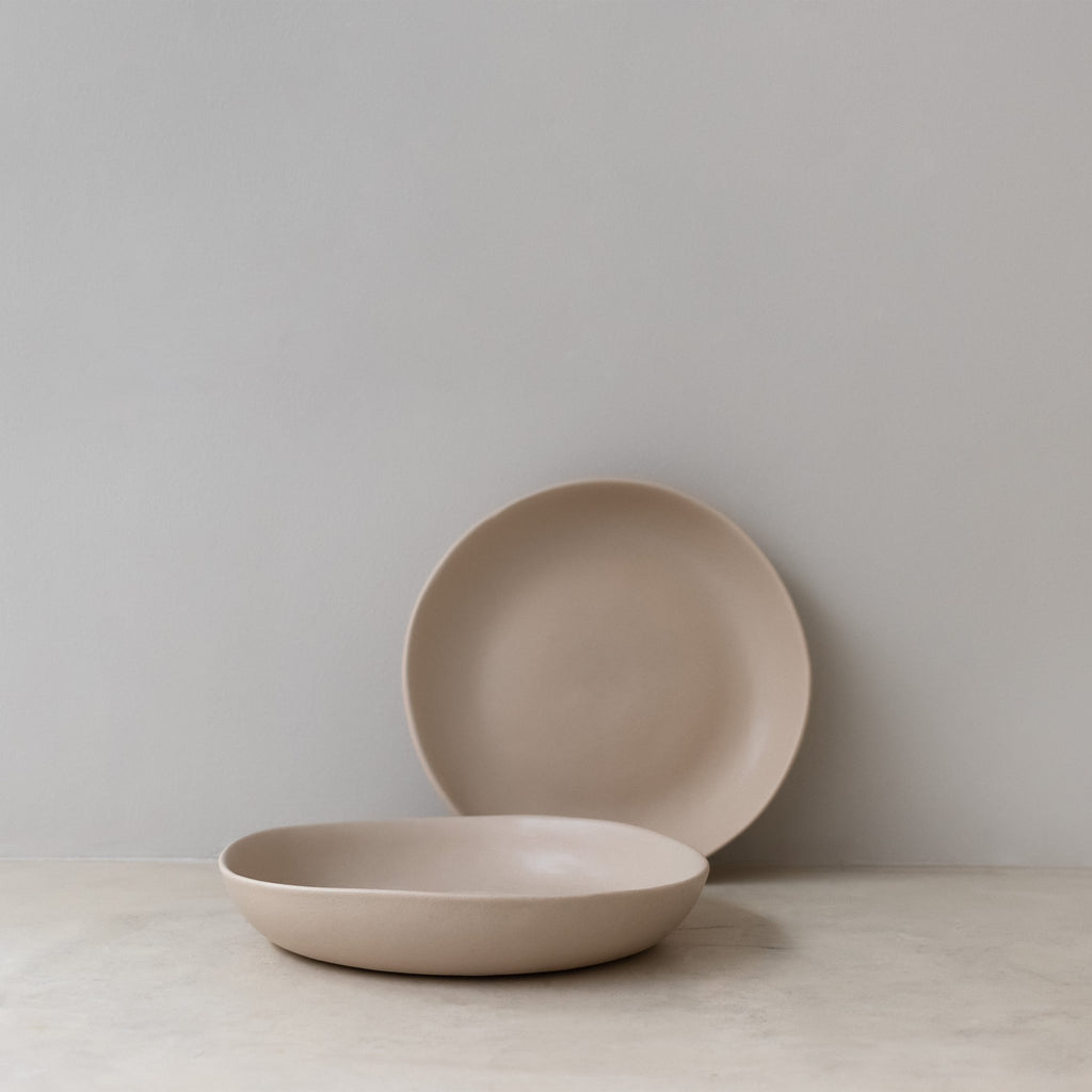 Trend_ING Acacia Stone Platter shale colour stacked