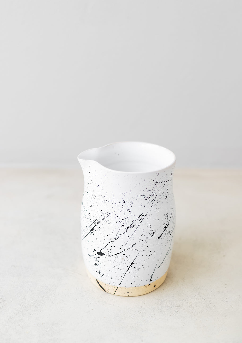 Trend_ING_Ceramicpaintsplatterjug_topview