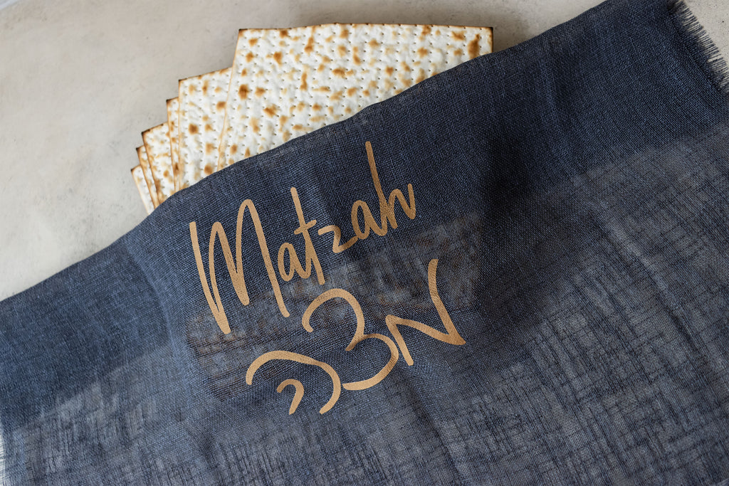 Linen matzah cover