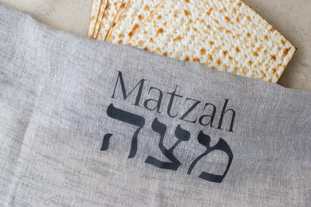 Linen matzah cover