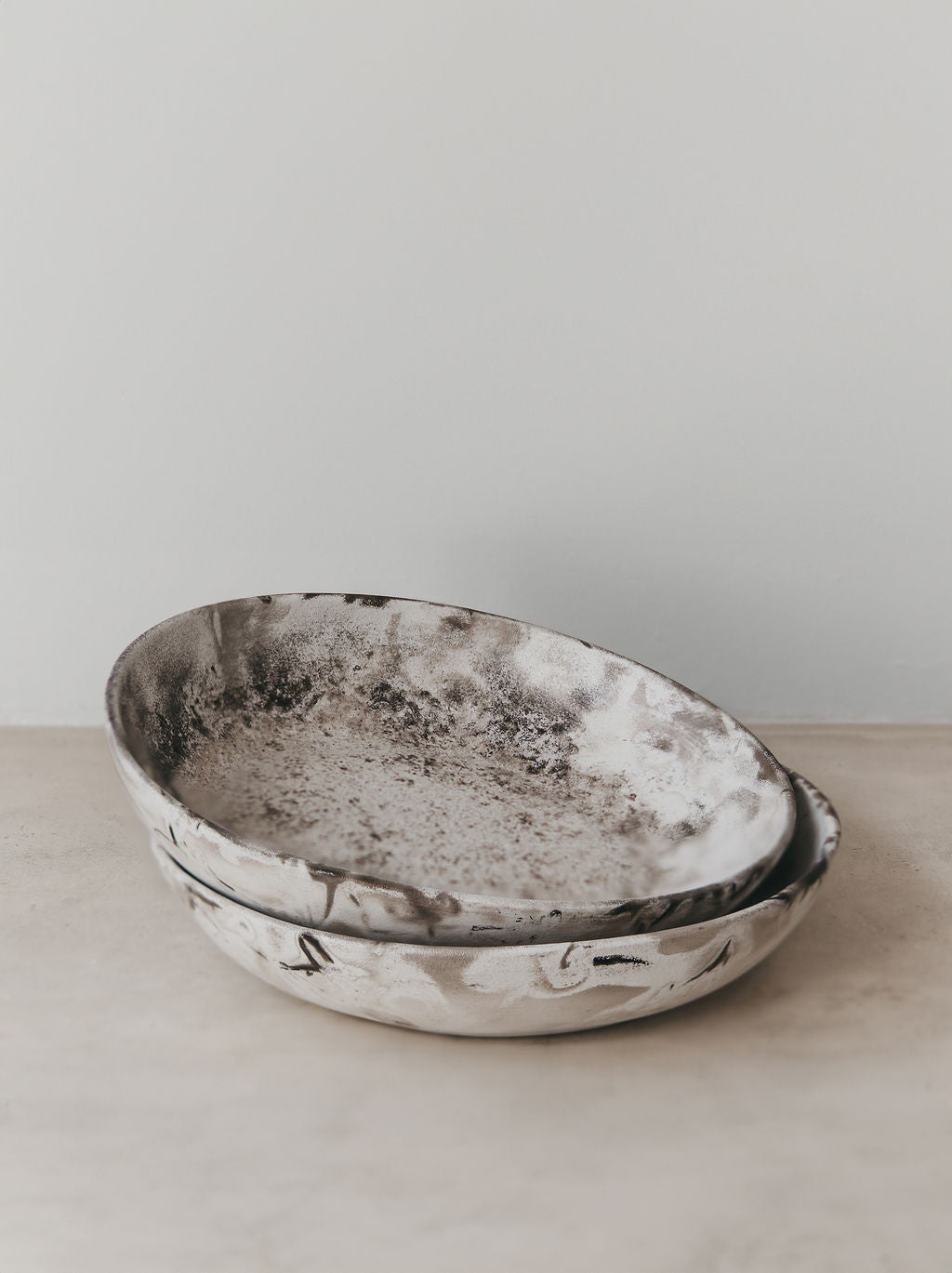 Cafe stone salad bowl