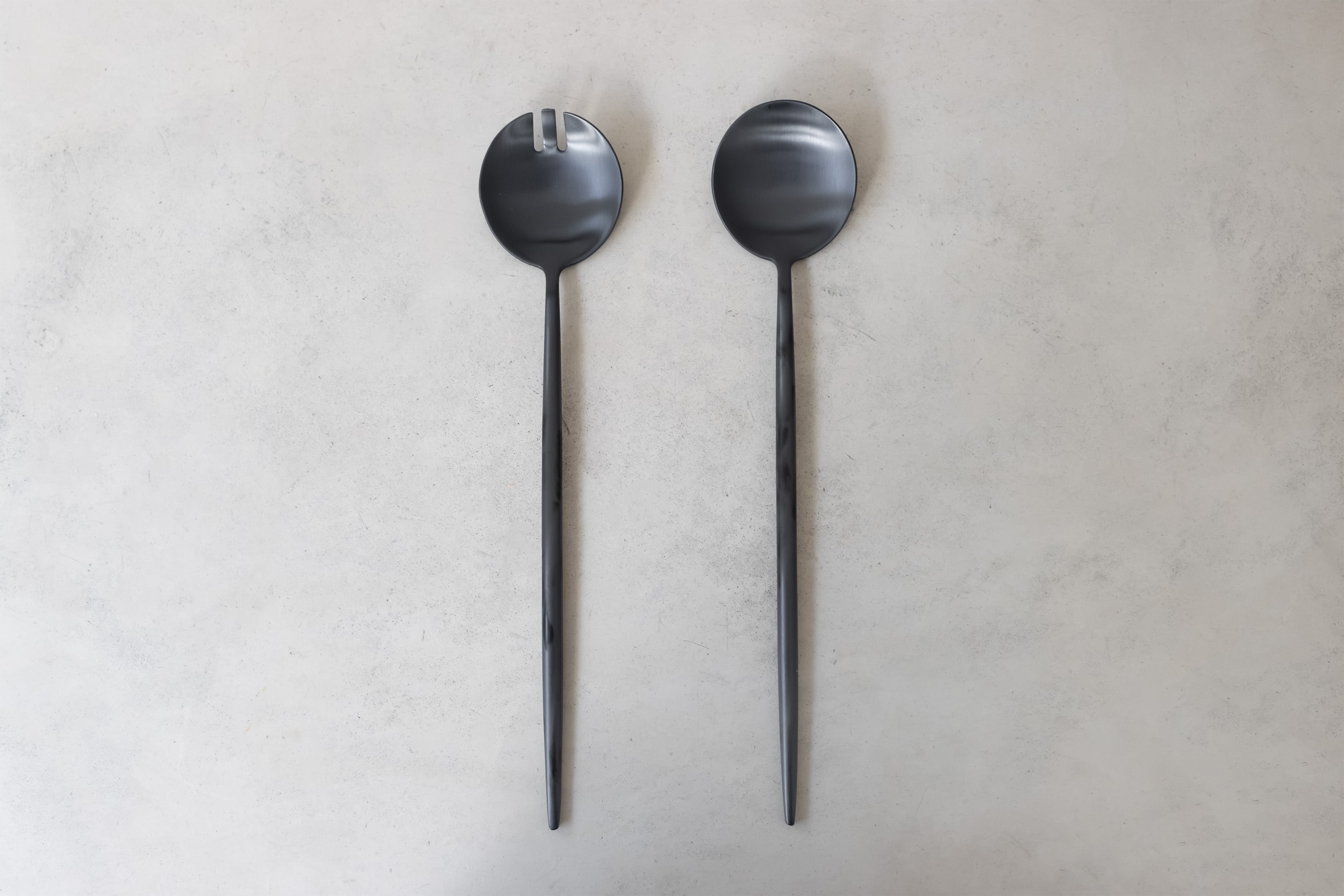 Minimal Salad Servers