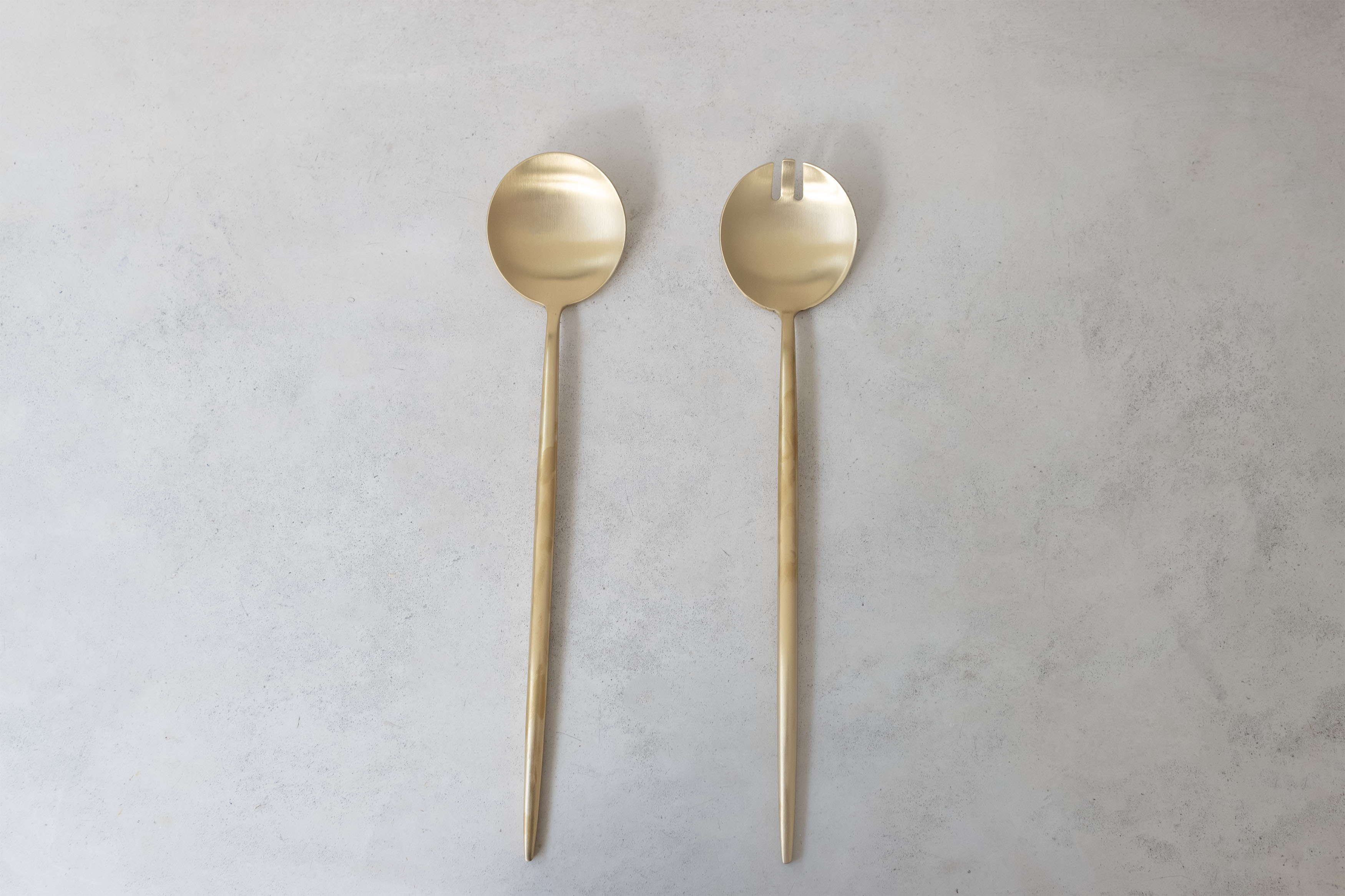 Minimal Salad Servers