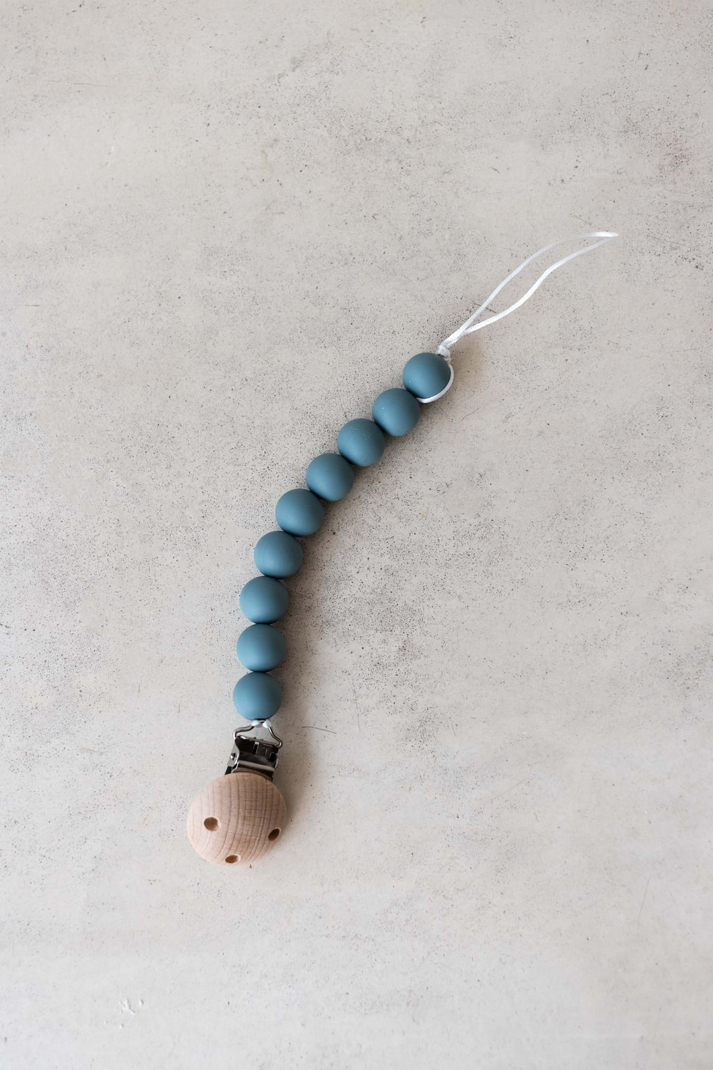 Trend_ING_Silicone_baby_dummy_clip_dusty_bluebeads