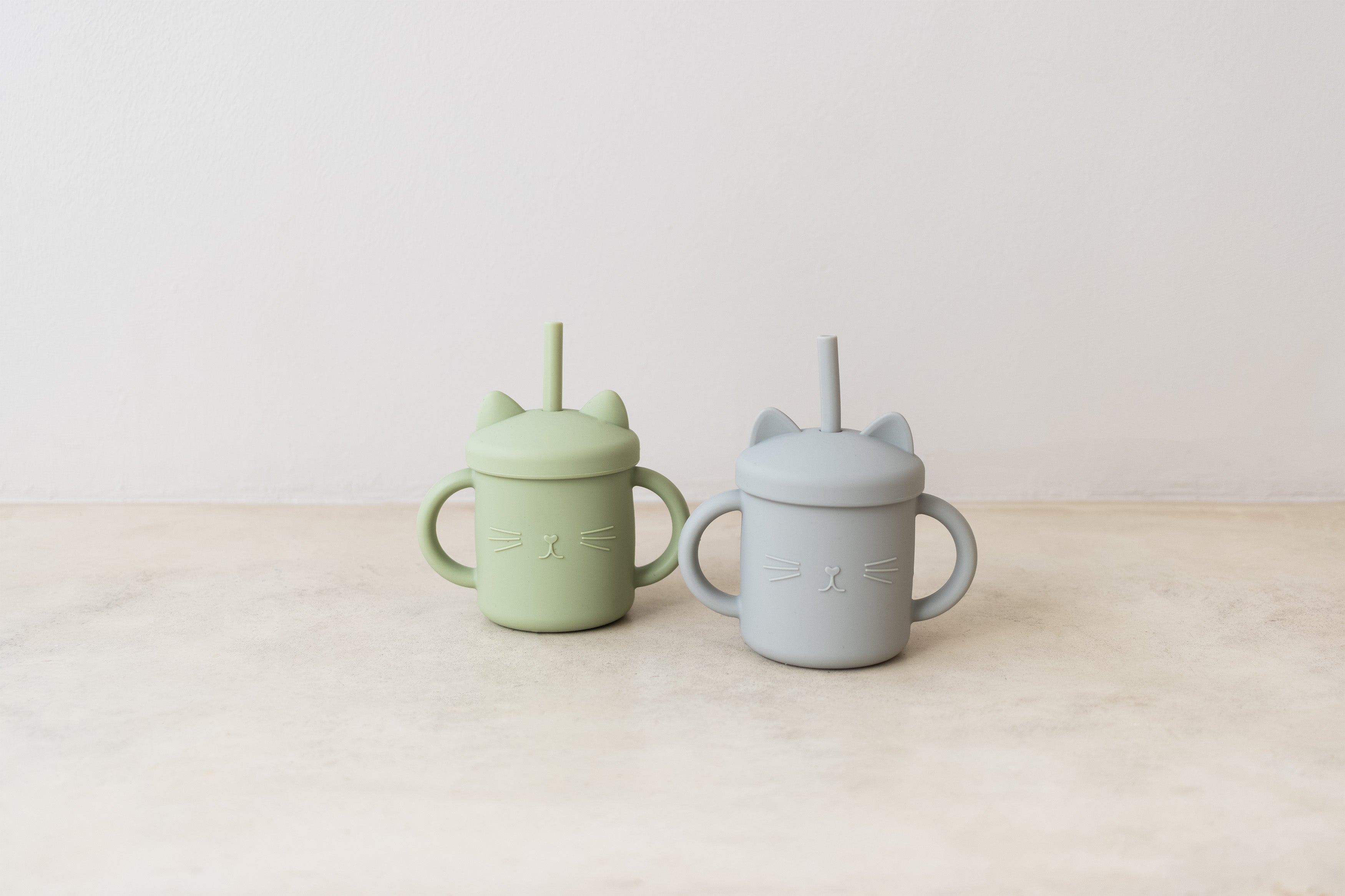 Silicone cat sippy cups