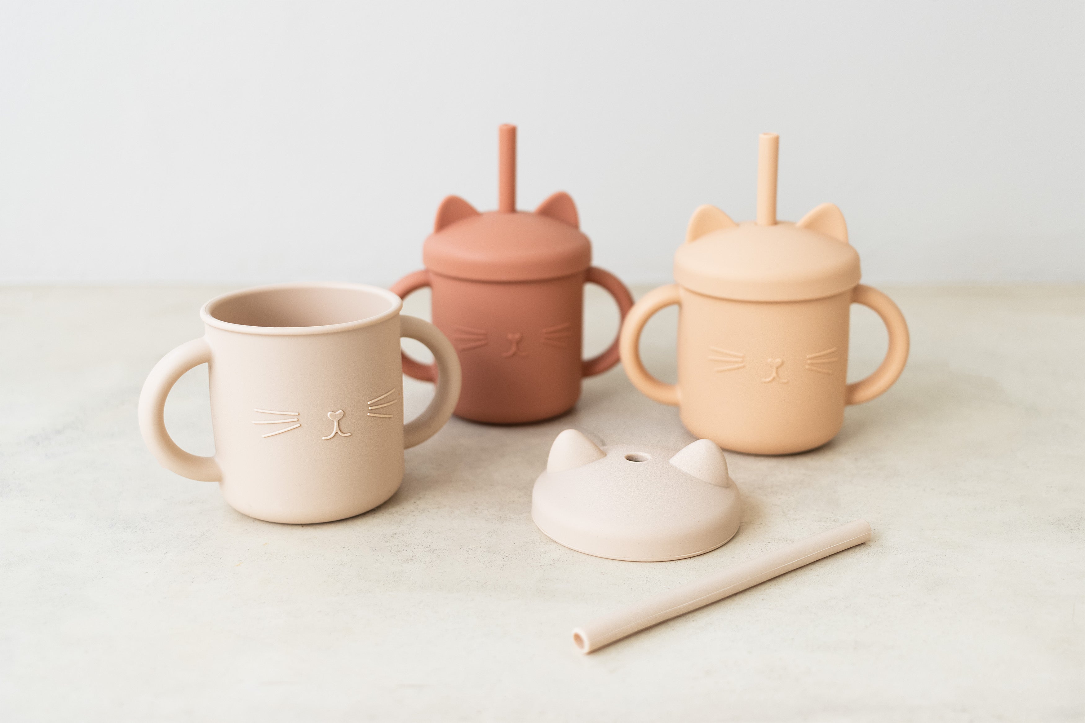 Silicone cat sippy cups