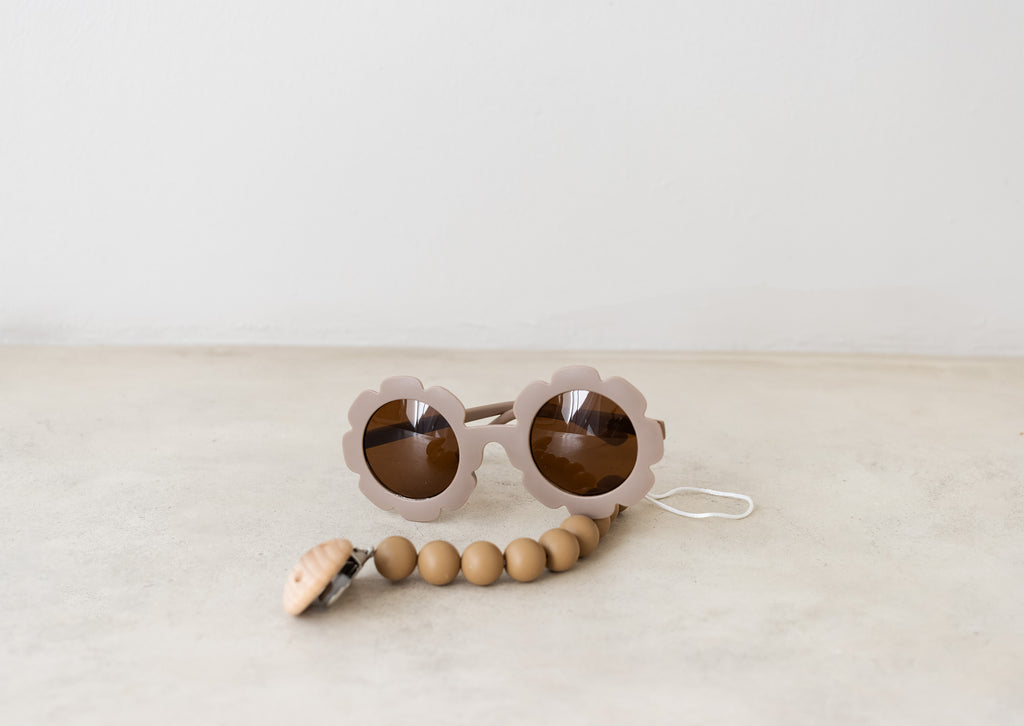 Trend_ING__brown_beads_brown baby_sunglasses