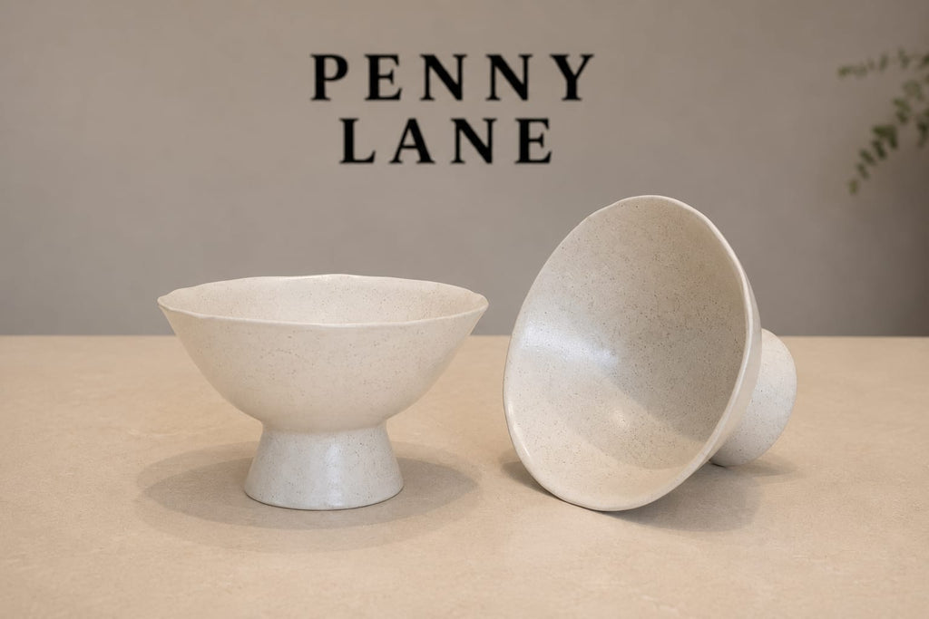 Ceramic clay-footed bowl
