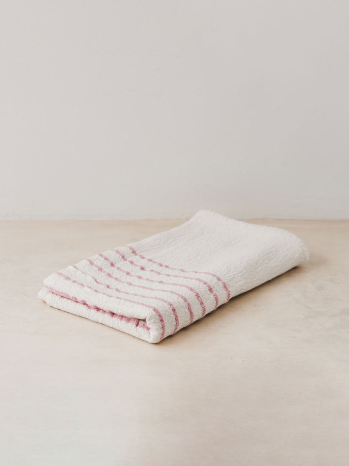 Trend-ings Handwoven summer baby blanket in Pink Colour