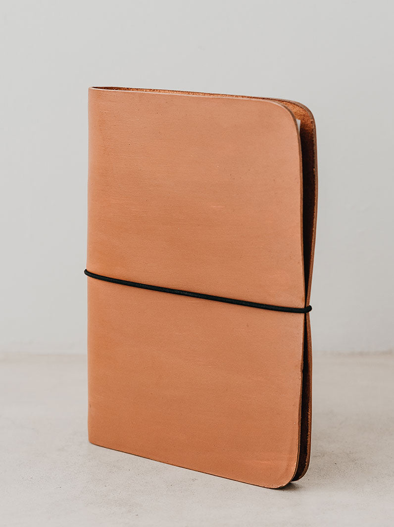 Handcrafted endless leather notebook