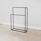 Steel free-standing towel holder