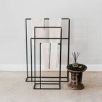 Trend-ings steel free-standing towel holder