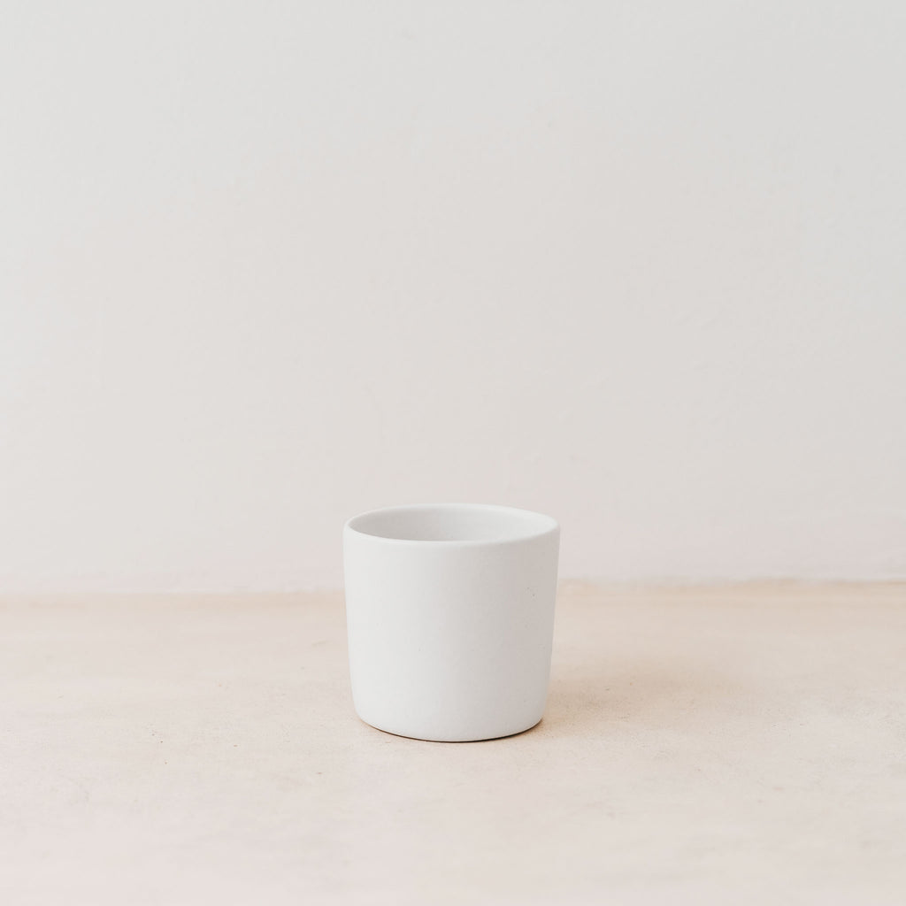 Stone beakers for organisation