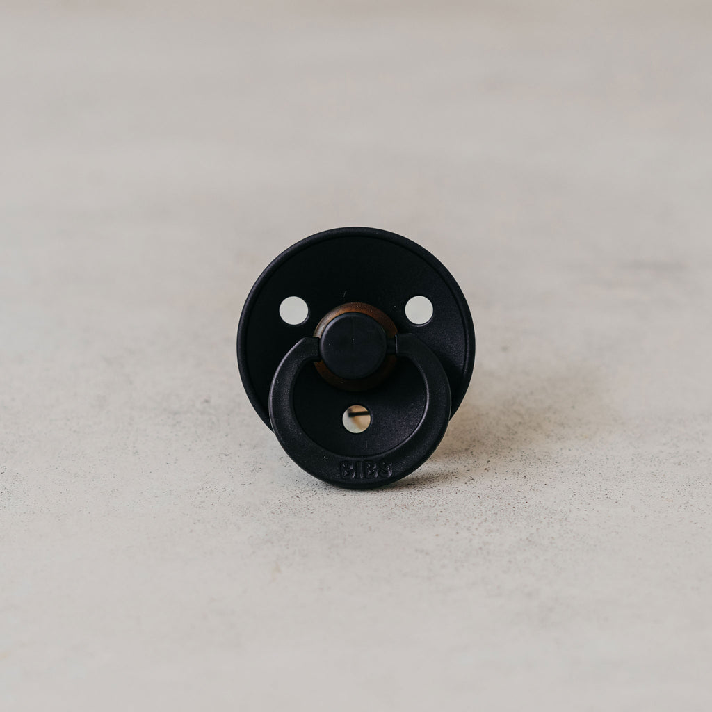 Trend_ING_Baby_Bibs_Pacifier_Black_Colour